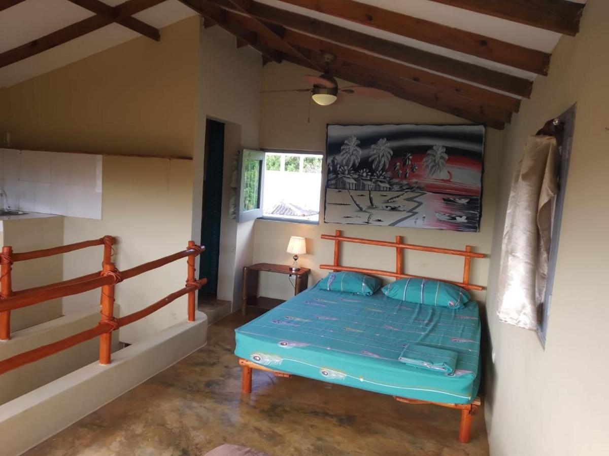 Yes Papa! Rooms At 100M From The Beach! Las Galeras Exterior photo