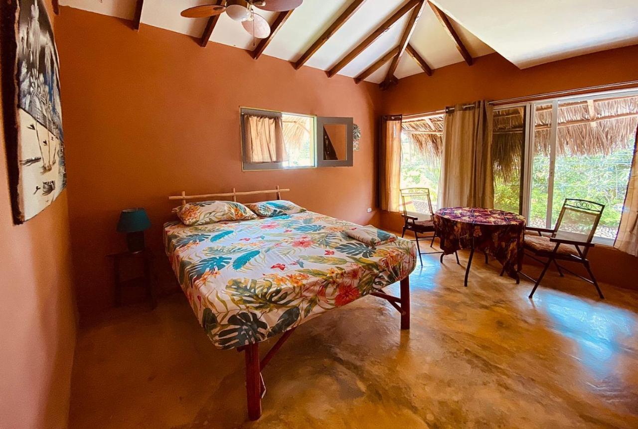 Yes Papa! Rooms At 100M From The Beach! Las Galeras Exterior photo